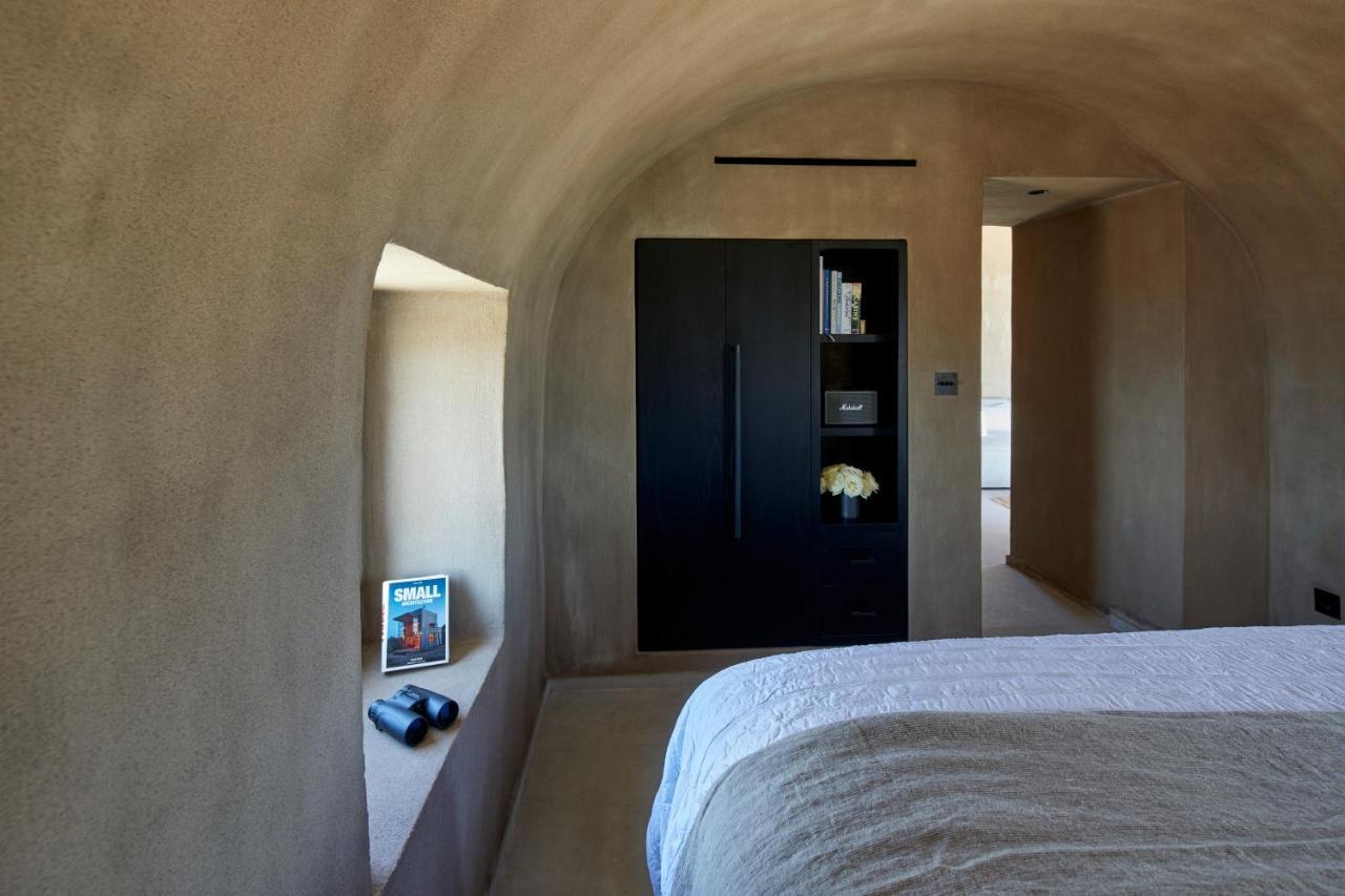 Santorini Sky, The Lodge Pyrgos Kallistis Luaran gambar